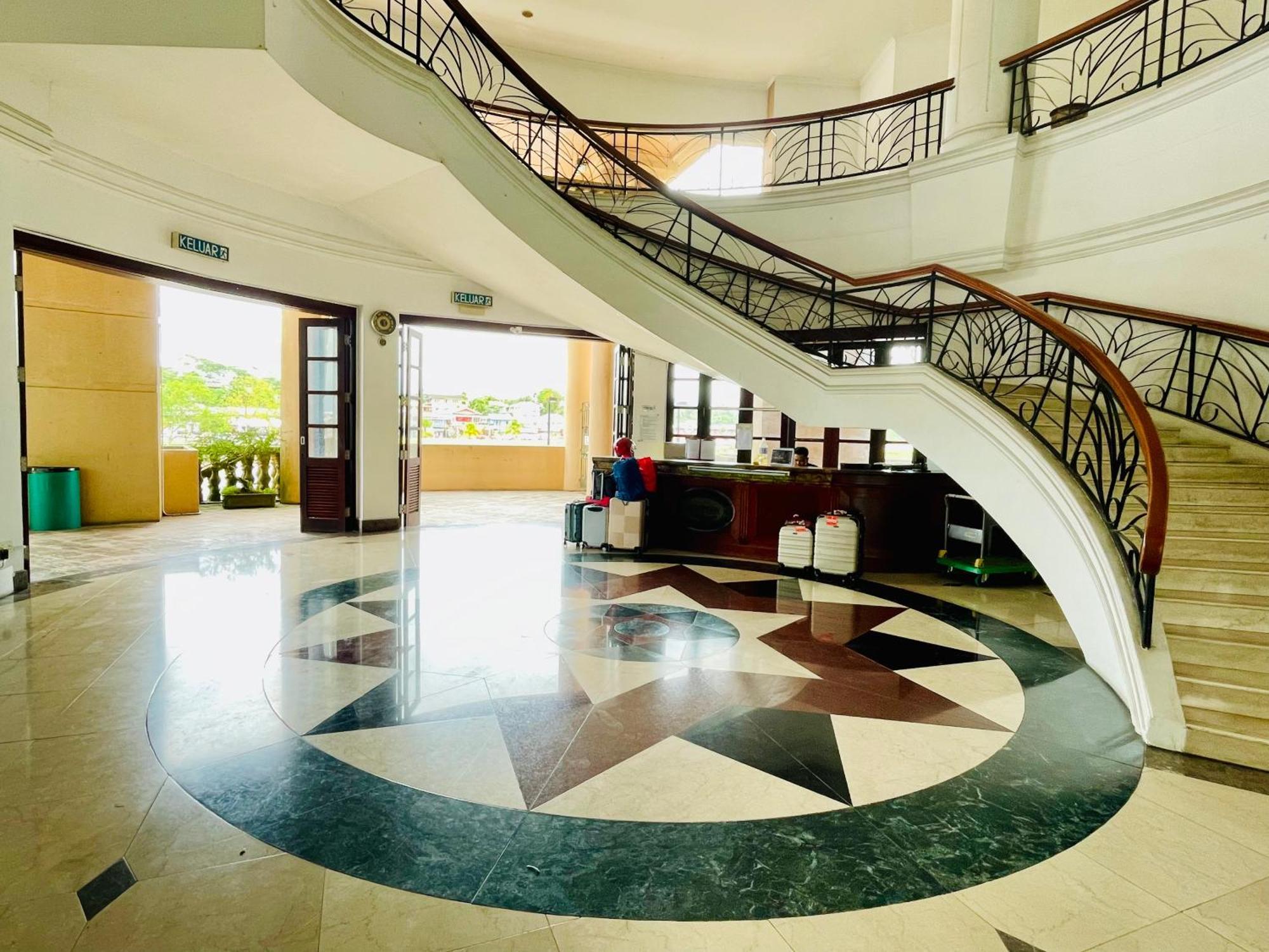 Kuching City Center Riverbank Suites With Marvelous River View Exterior foto